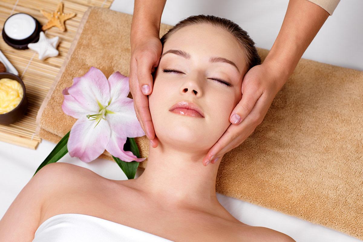Massage Service for Women at home in Lahore | Marina.com.pk